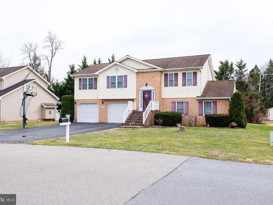 16903 Cavalry Drive , Williamsport, MD 21795 Main Photo