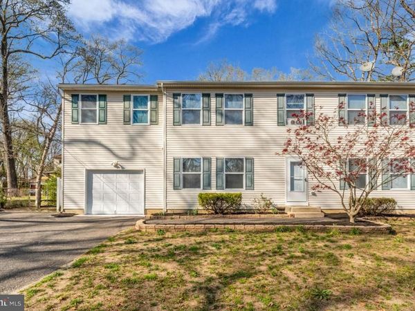 146 PARDEE BOULEVARD , BROWNS MILLS, NJ 08015