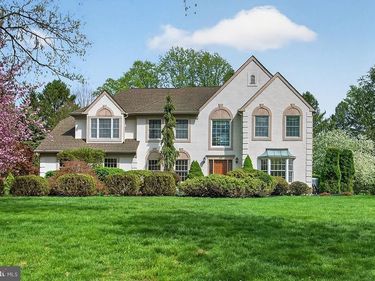 13 BROOKSIDE COURT, CRANBURY, NJ 08512