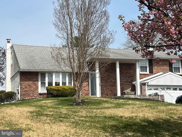 212 S MARMIC DRIVE, SOUTHAMPTON, PA 18966