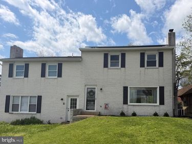 160 FAITH CIRCLE , CARLISLE, PA 17013