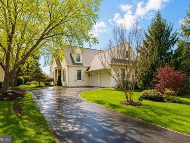 371 APPLEBROOK DRIVE, MALVERN, PA 19355