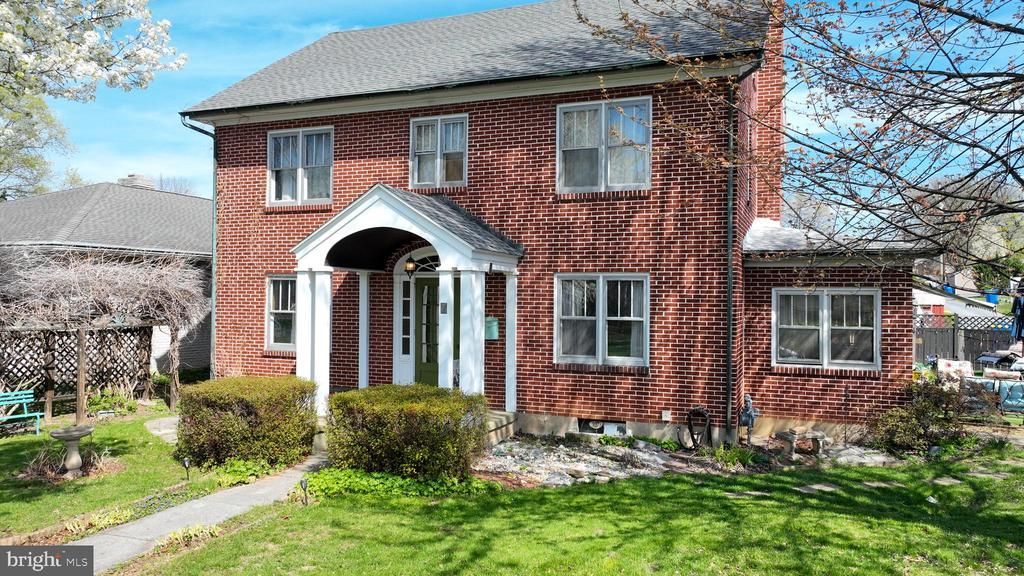7 OAKLEIGH AVENUE , HARRISBURG, PA 17111