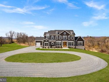 38149 JOHN WOLFORD ROAD, HILLSBORO, VA 20132