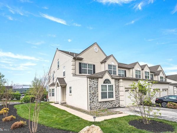 613 FAWN CIRCLE, KING OF PRUSSIA, PA 19406