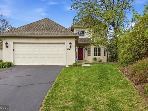 300 OVERLOOK, CONSHOHOCKEN, PA 19428