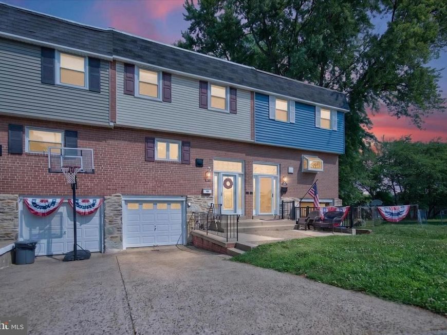 3616 Sussex, Philadelphia, PA 19114 Main Photo