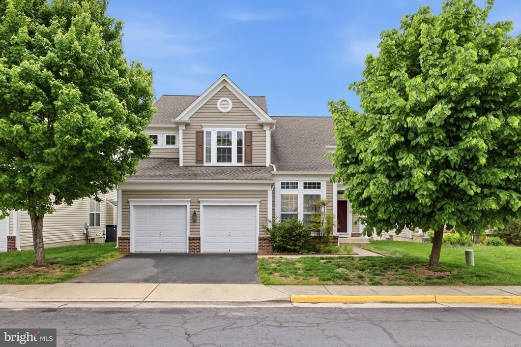 13512 Ann Grigsby Circle, Centreville, VA 20120 Main Photo
