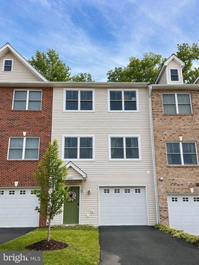 2238 Deyerle Avenue, Harrisonburg, VA 22801 Main Photo
