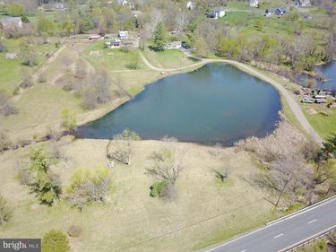 35142 LEESBURG PIKE , ROUND HILL, VA 20141