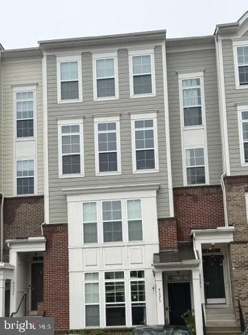 43573 Helmsdale Terrace, Chantilly, VA 20152 Main Photo