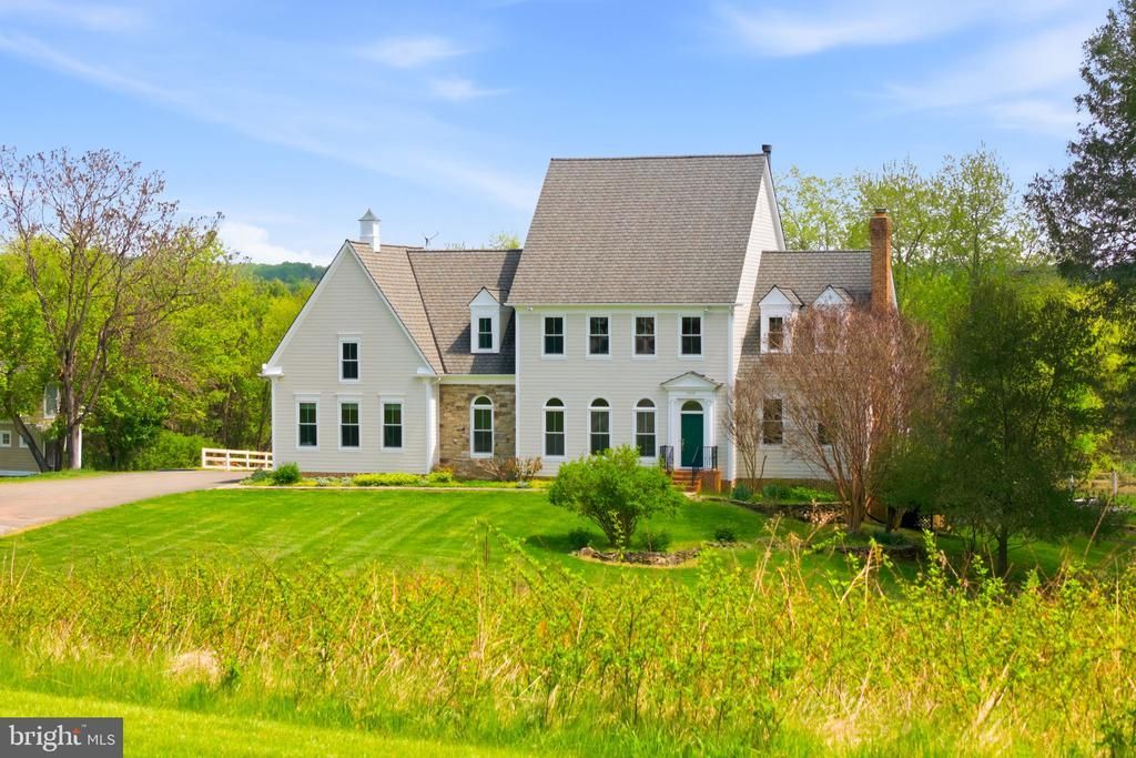 15018 CLOVER HILL ROAD, WATERFORD, VA 20197
