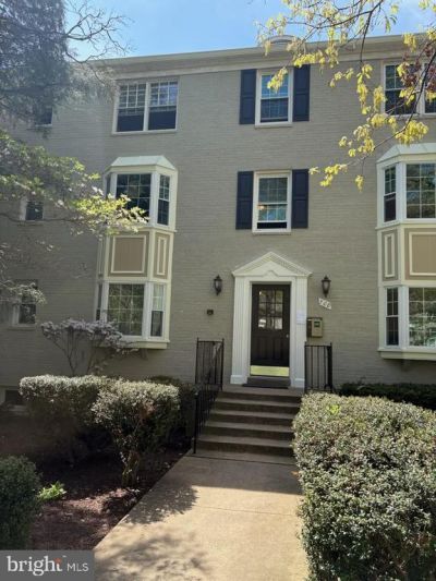 708 S Arlington Mill Drive, Unit 14201, Arlington, VA 22204 Main Photo