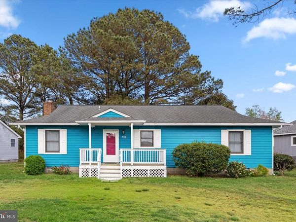 738 FENWOOD CIRCLE , BETHANY BEACH, DE 19930