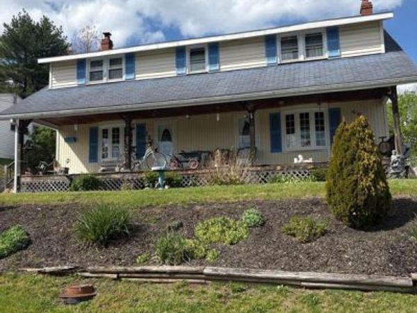 132 WASHINGTON STREET , HANCOCK, MD 21750