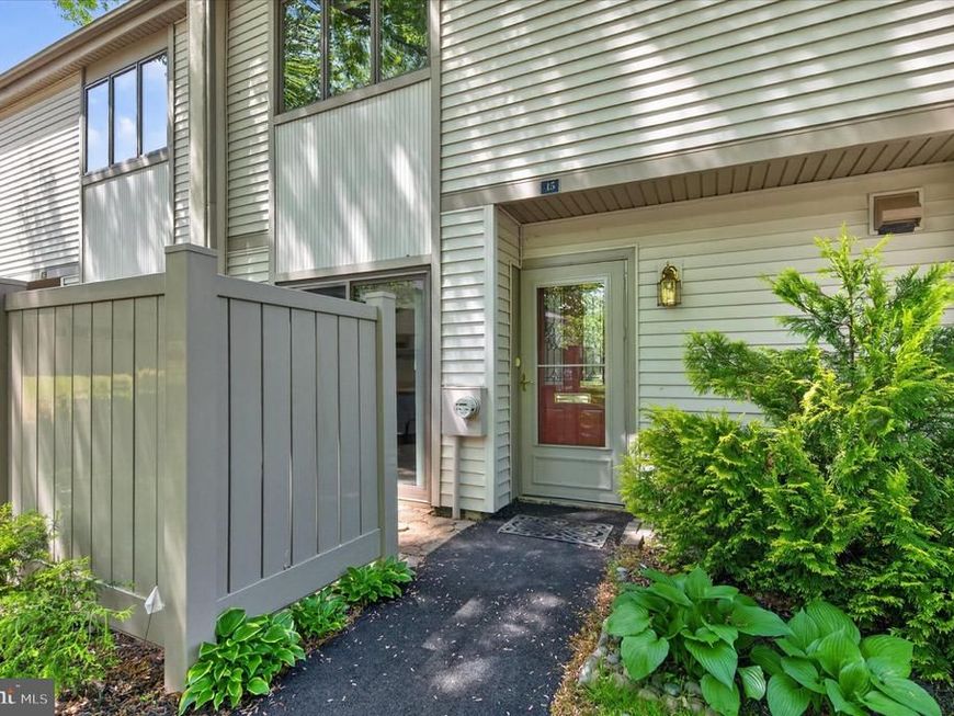 15 Twin Brooks Drive, Willow Grove, PA 19090 Main Photo