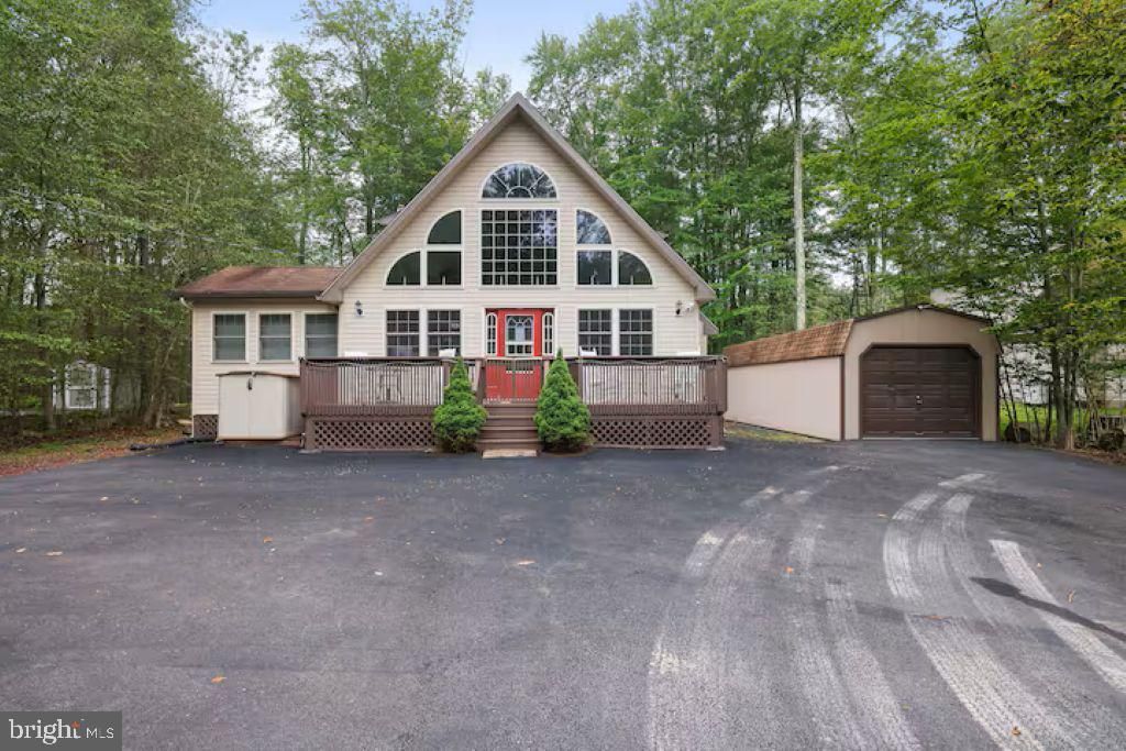 7118 WINNEBAGO DRIVE , POCONO LAKE, PA 18347