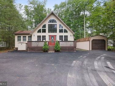 7118 WINNEBAGO DRIVE , POCONO LAKE, PA 18347