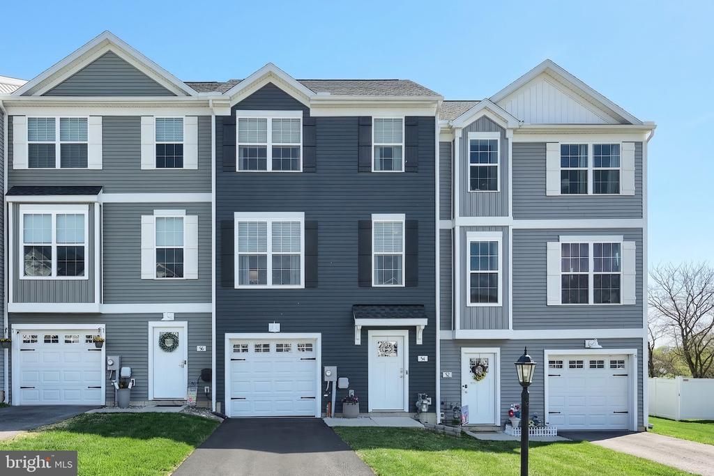 54 Coop Lane , Hanover, PA 17331 Main Photo