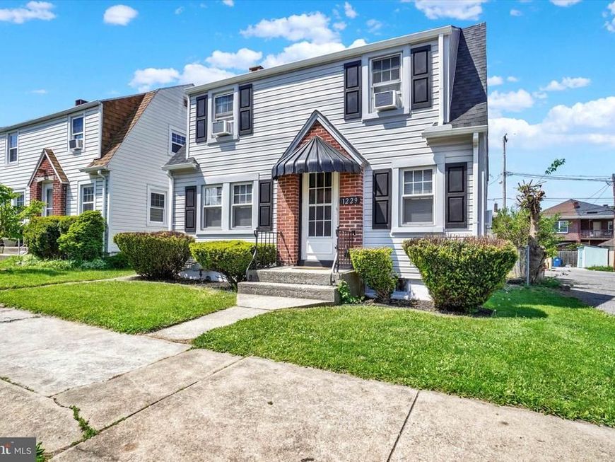 1229 W Poplar Street, York, PA 17404 Main Photo
