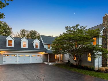 35571 SUFFOLK LANE , HILLSBORO, VA 20132