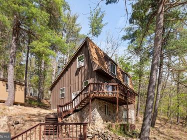 513 FAIRWAY DRIVE , BASYE, VA 22810