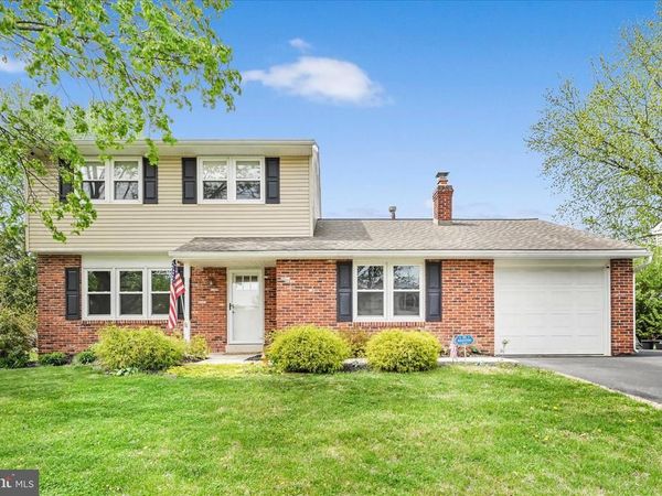 740 WISTERIA AVENUE, READING, PA 19606