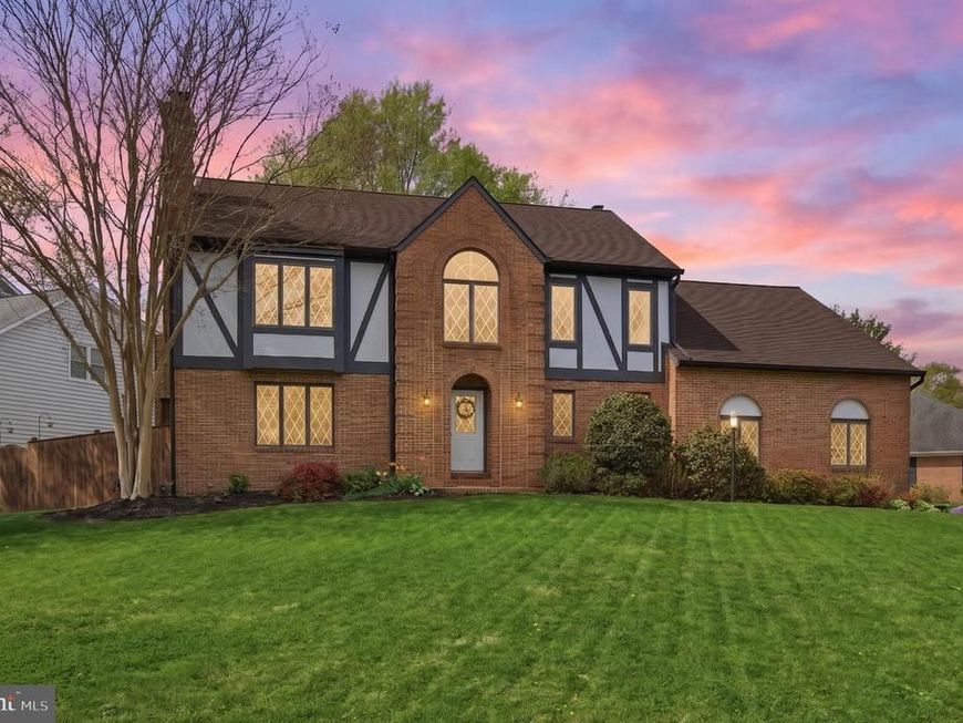 1727 Peartree Lane, Crofton, MD 21114 Main Photo