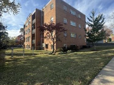 500 S COURTHOUSE ROAD , Unit 2, ARLINGTON, VA 22204