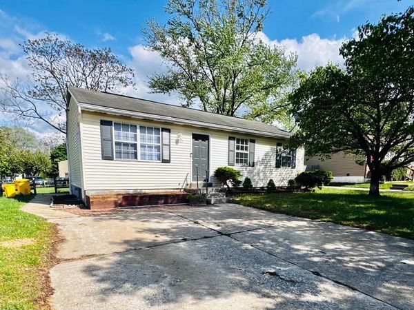 1242 CEDARCLIFF DRIVE , GLEN BURNIE, MD 21060