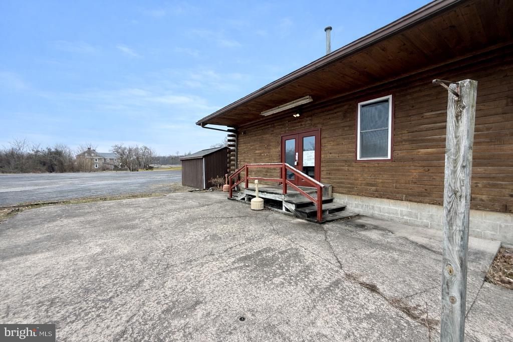 6130 S SUSQUEHANNA TRAIL , PORT TREVORTON, PA 17864