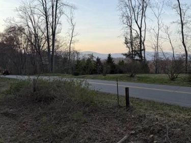 6133 PLANK RD , AFTON, VA 22920