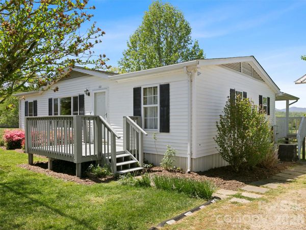 60 Dix Creek Chapel Road , Asheville, NC 28806