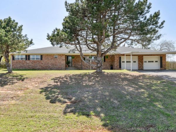 3042 State Hwy 48 , Mannford, OK 74044