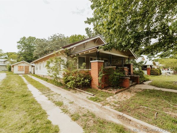 329 S Main Street , Fairfax, OK 74637