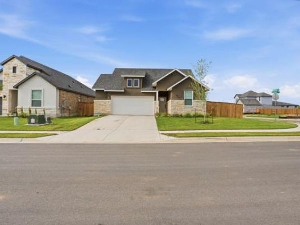 201 Prodigal WAY, Kyle, TX 78640