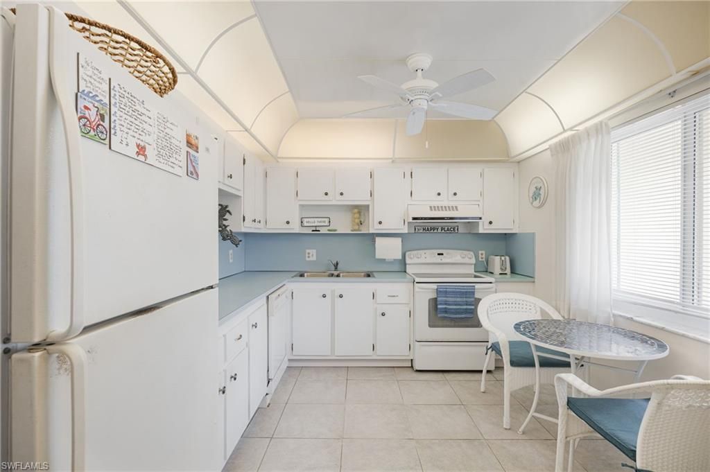 385 Palm Dr , Unit 1732, Naples, FL 34112 Photo