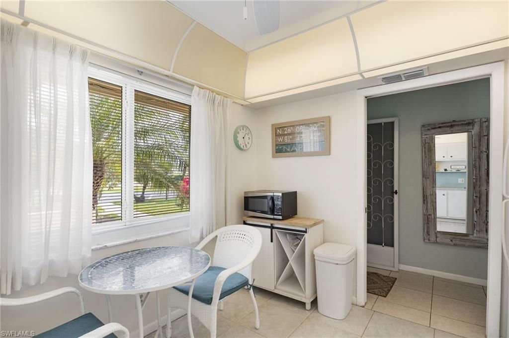 385 Palm Dr , Unit 1732, Naples, FL 34112 Photo