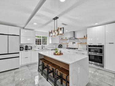 5912 Harvest Hill Road, Dallas, TX 75230