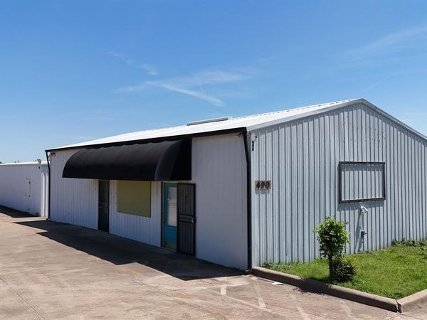 490 N State Highway 342 , Red Oak, TX 75154