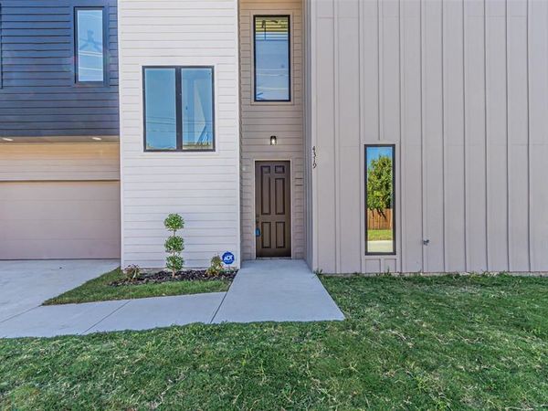 4319 Sylvester Street , Dallas, TX 75219