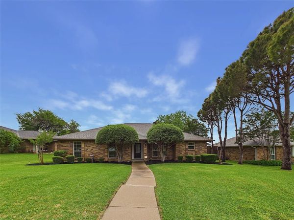 2604 Timberleaf Drive , Carrollton, TX 75006
