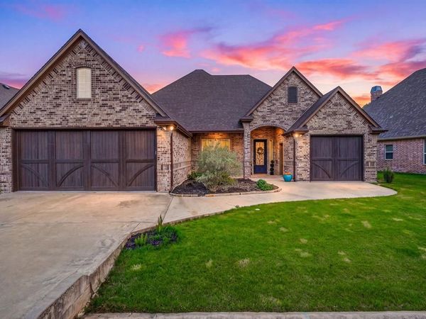 5711 Pebble Beach Drive , Granbury, TX 76049