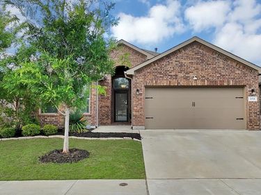 312 Frenchpark Drive, Fort Worth, TX 76052
