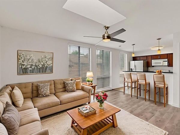 7522 Holly Hill Drive , Unit 14, Dallas, TX 75231