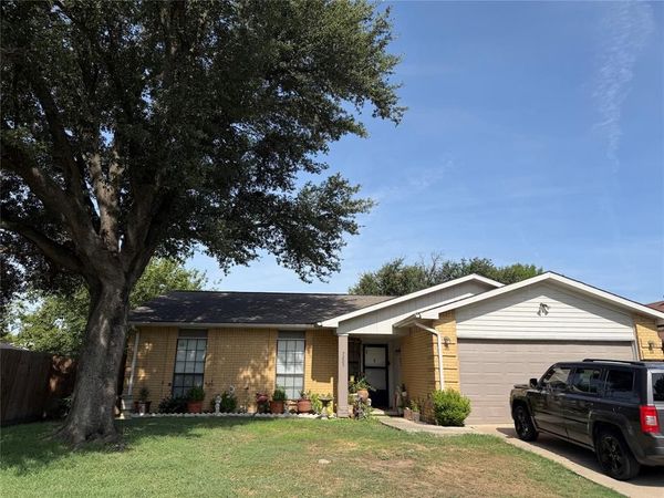 7205 Wayfarer Trail, Fort Worth, TX 76137