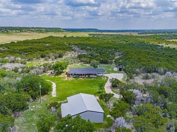 1260 Private Road 1656, Stephenville, TX 76401