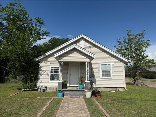 301 Cedar Street , Waco, TX 76705