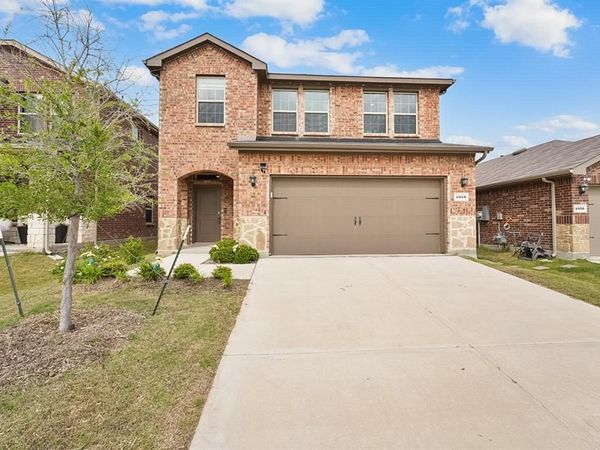 4928 Pelican Way , Crandall, TX 75114