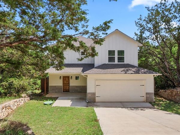2625 Austin Drive , Granbury, TX 76048
